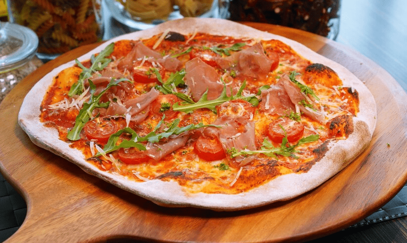 名勝世界壹號意大利披薩餐廳披魯庫拉帕爾瑪披薩